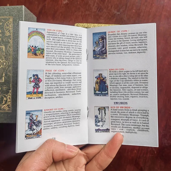 TAROT Gold foil 'The Fool' Grey Box - slika 10