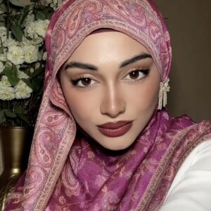 Alternative view of Ruta / Šal Parsley Rose Red Scarf